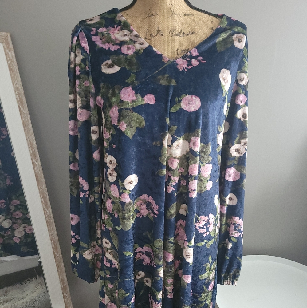 Floral Velvet Dress